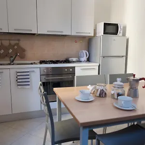 Biennale Bianco & Rosso Apartment Venedig